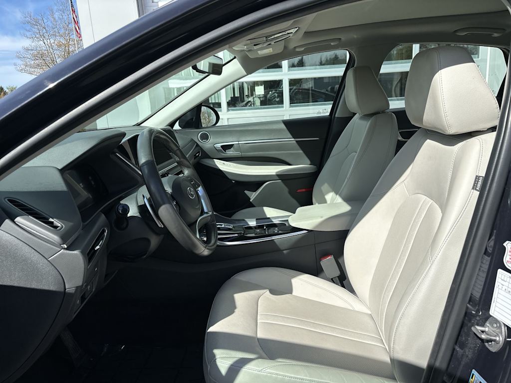 Thumbnail: 2023 Hyundai Sonata - 8