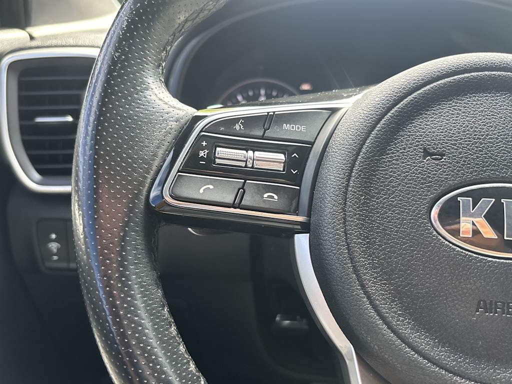 Thumbnail: 2021 Kia Sportage - 17