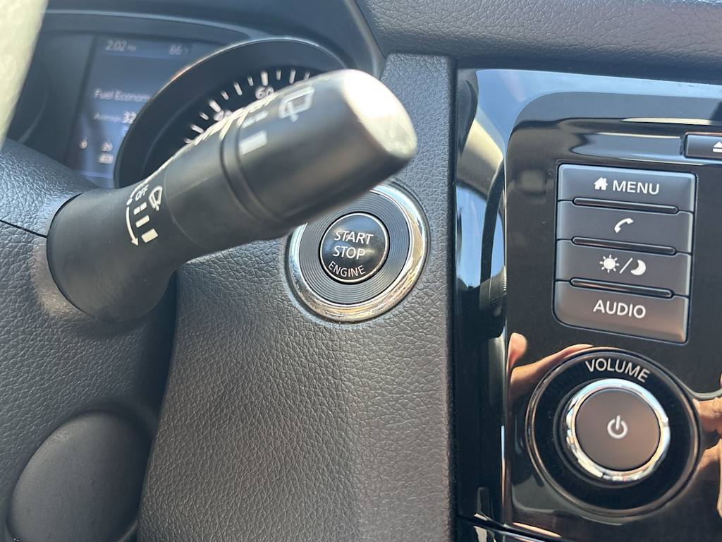 Thumbnail: 2019 Nissan Rogue - 19