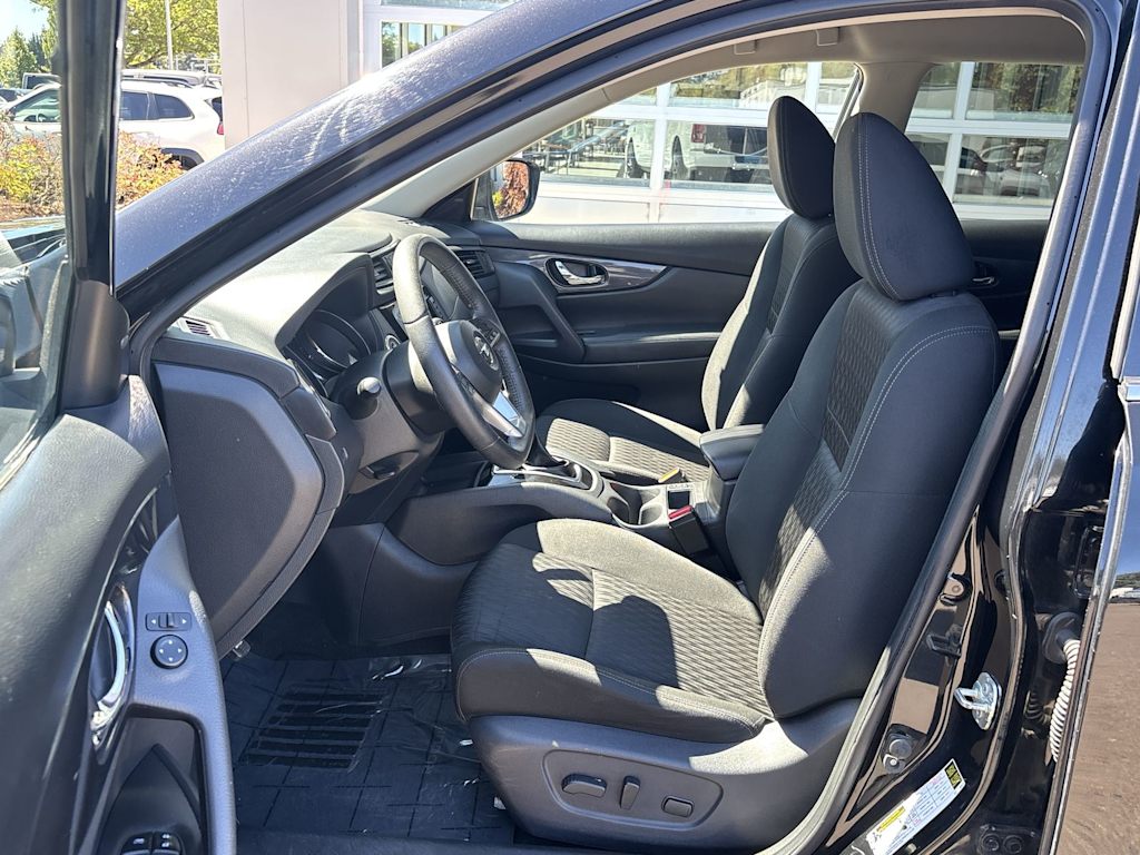 Thumbnail: 2019 Nissan Rogue - 7