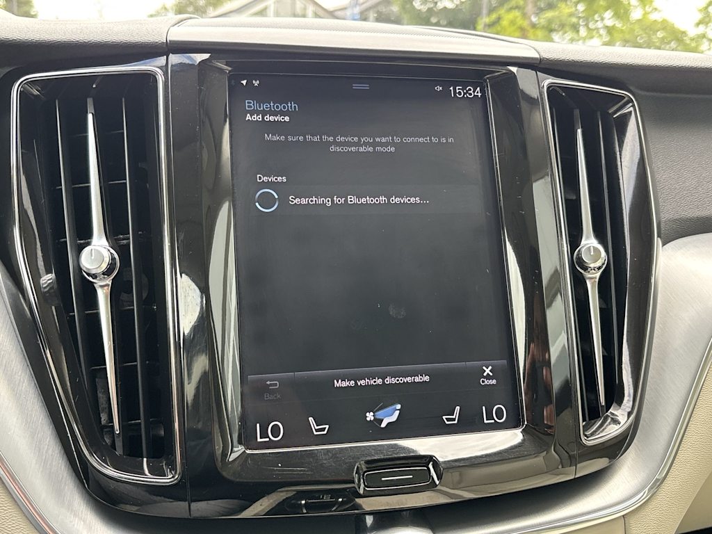 Thumbnail: 2018 Volvo XC60 - 18