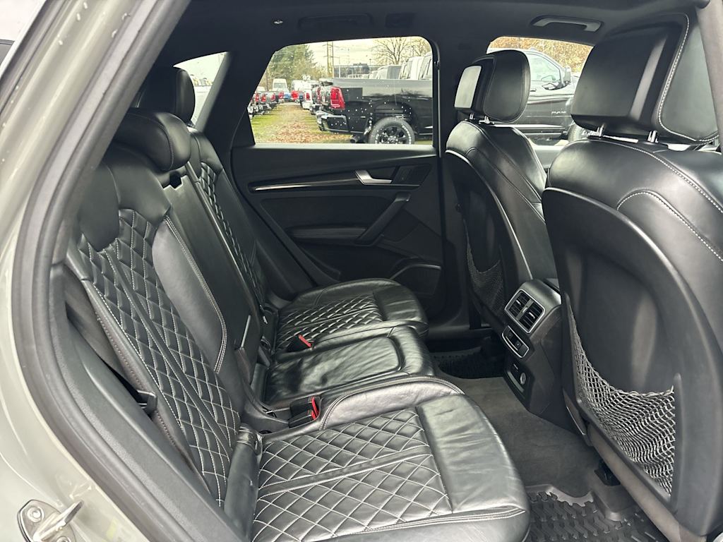 Thumbnail: 2019 Audi SQ5 - 7