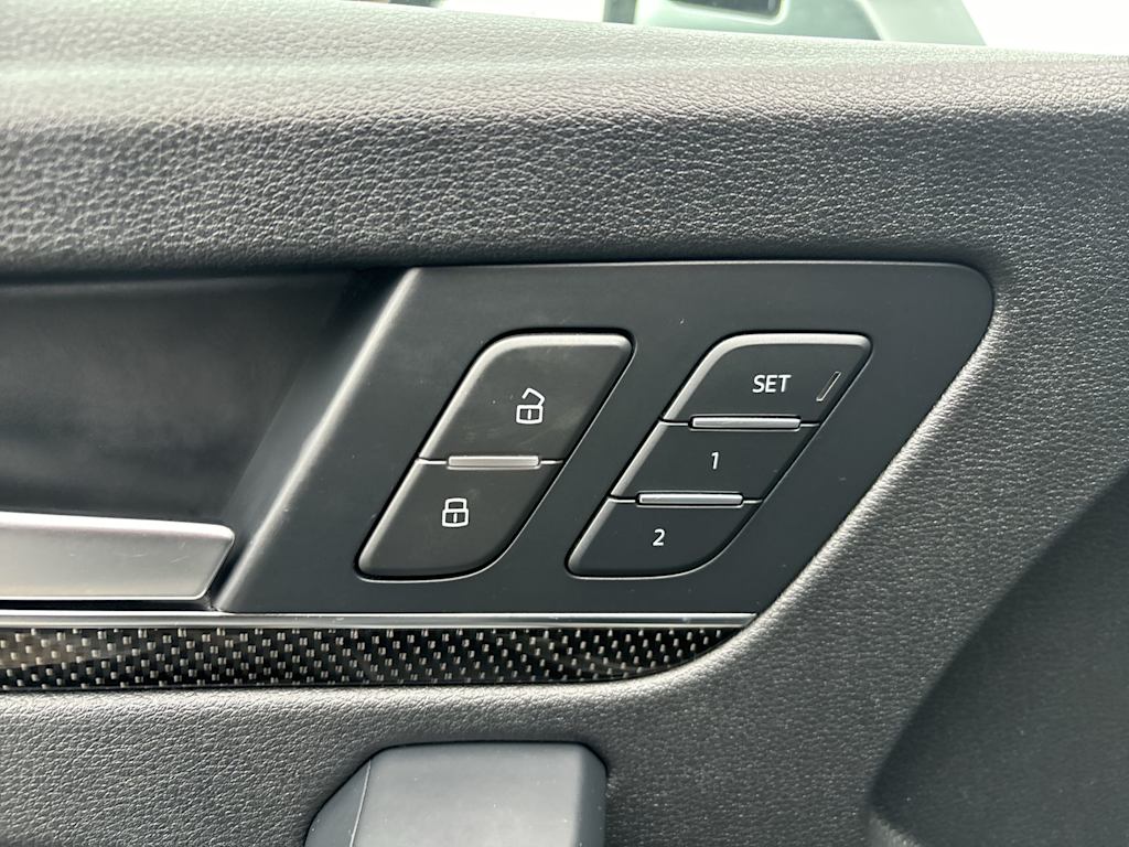 Thumbnail: 2019 Audi SQ5 - 13