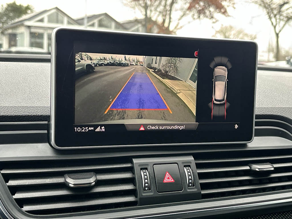 Thumbnail: 2019 Audi SQ5 - 24