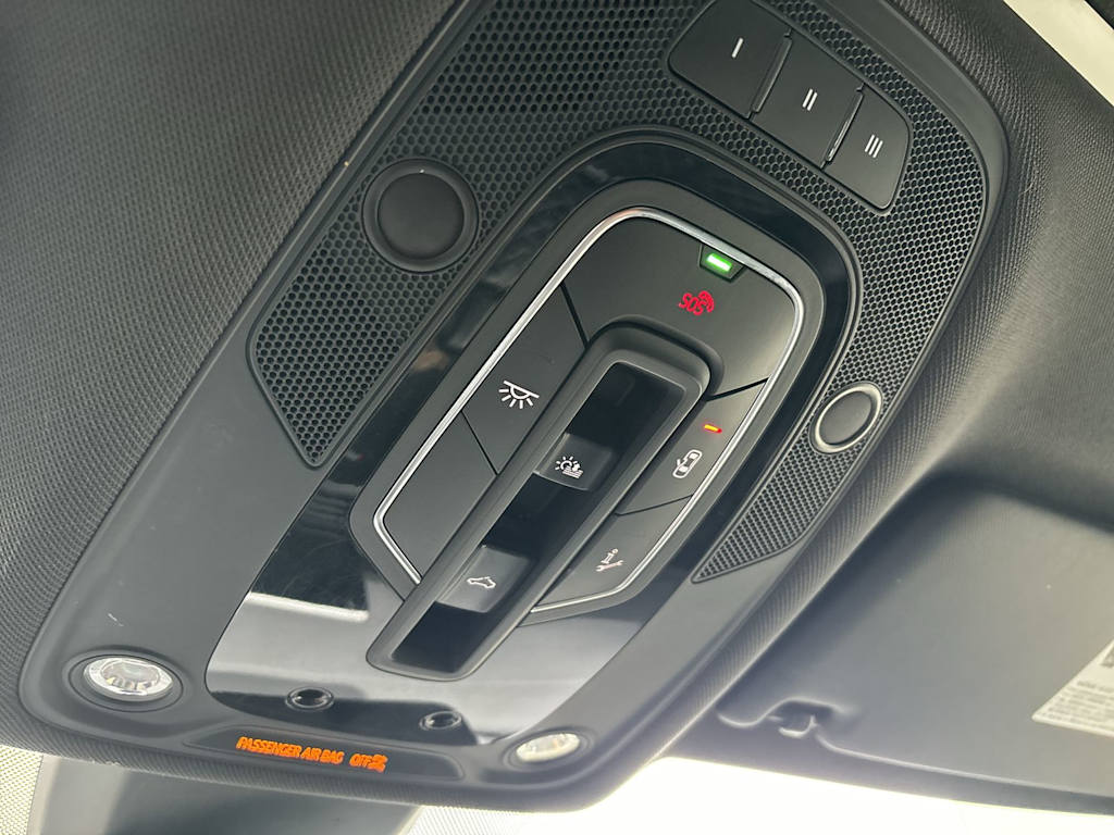 Thumbnail: 2019 Audi SQ5 - 28