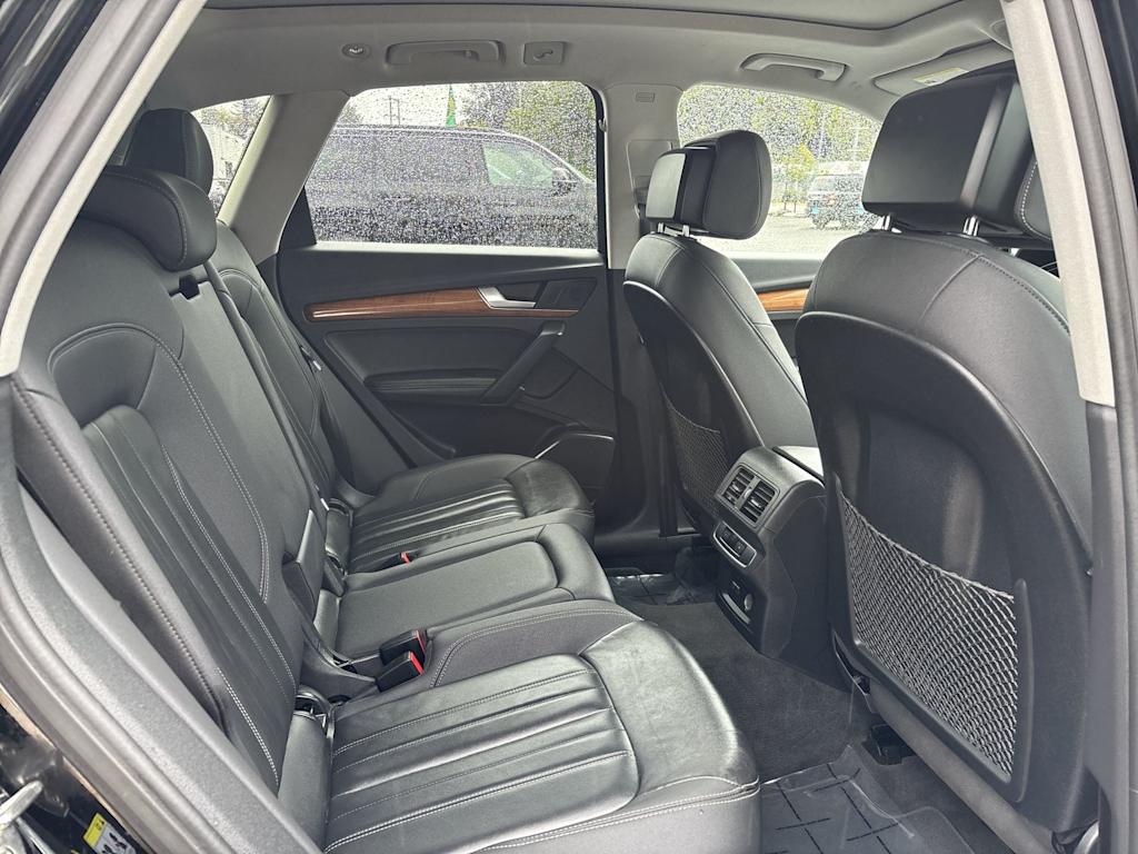 Thumbnail: 2021 Audi Q5 - 7