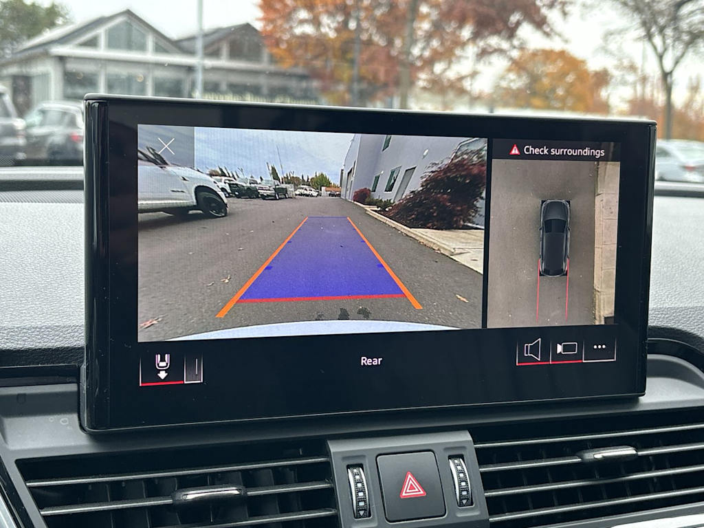 Thumbnail: 2024 Audi Q5 - 23