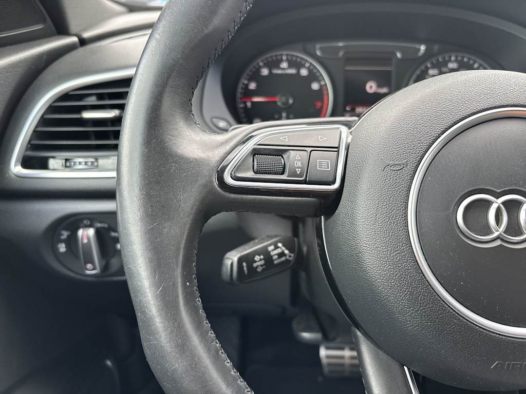Thumbnail: 2016 Audi Q3 - 10