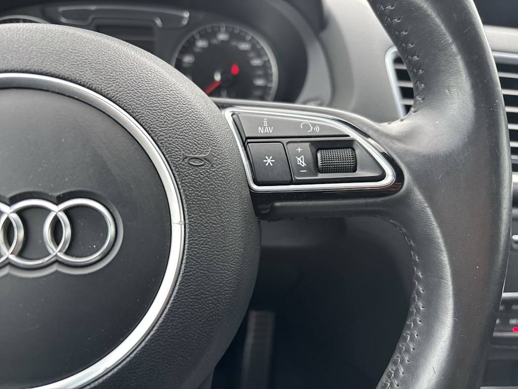 Thumbnail: 2016 Audi Q3 - 11
