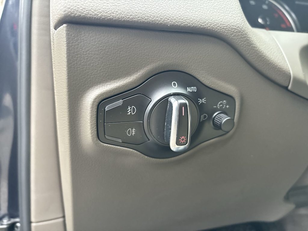 Thumbnail: 2017 Audi Q5 - 10