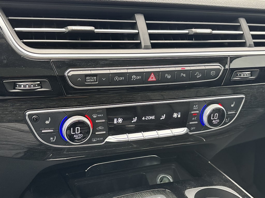 Thumbnail: 2019 Audi Q7 - 26