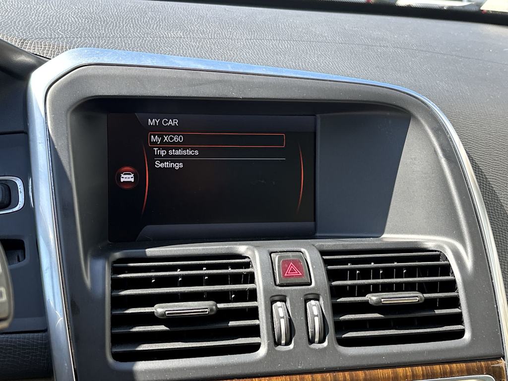 Thumbnail: 2014 Volvo XC60 - 16