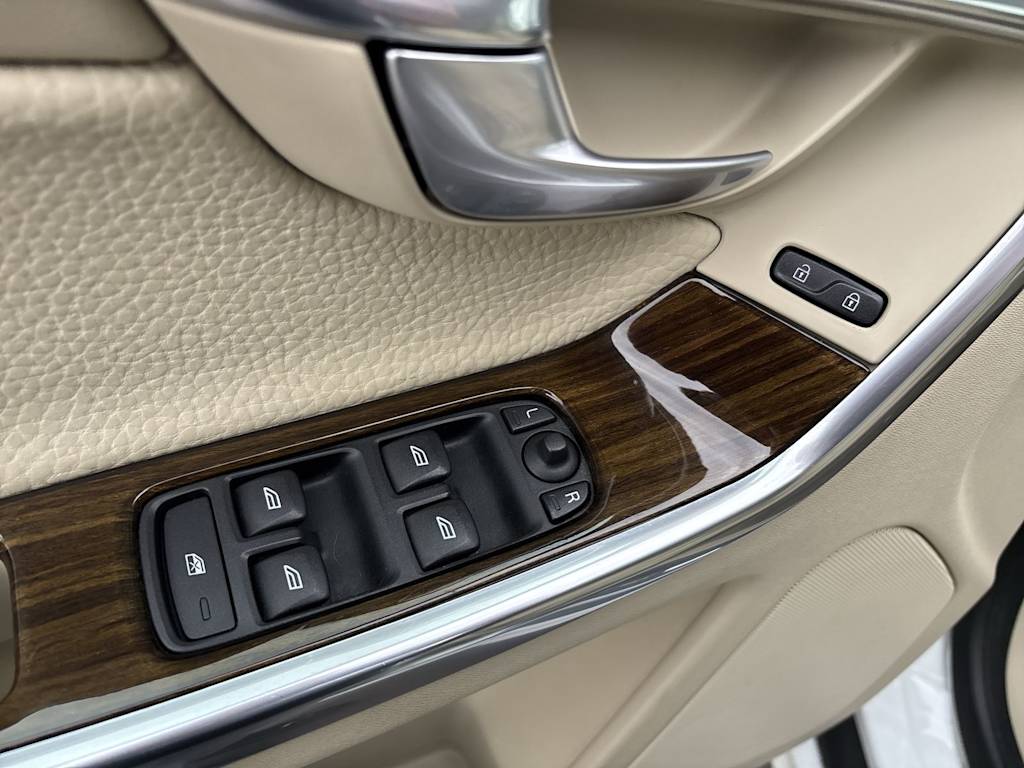 Thumbnail: 2014 Volvo XC60 - 13