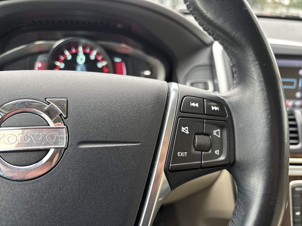 Thumbnail: 2014 Volvo XC60 - 17