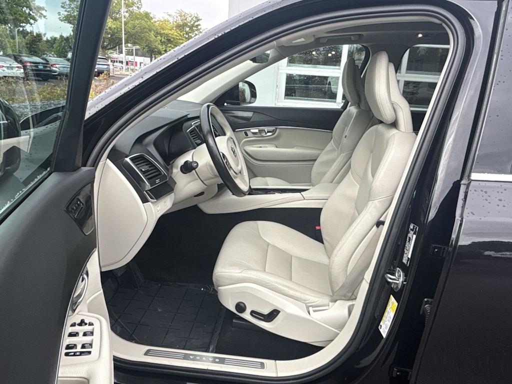 Thumbnail: 2020 Volvo XC90 - 15