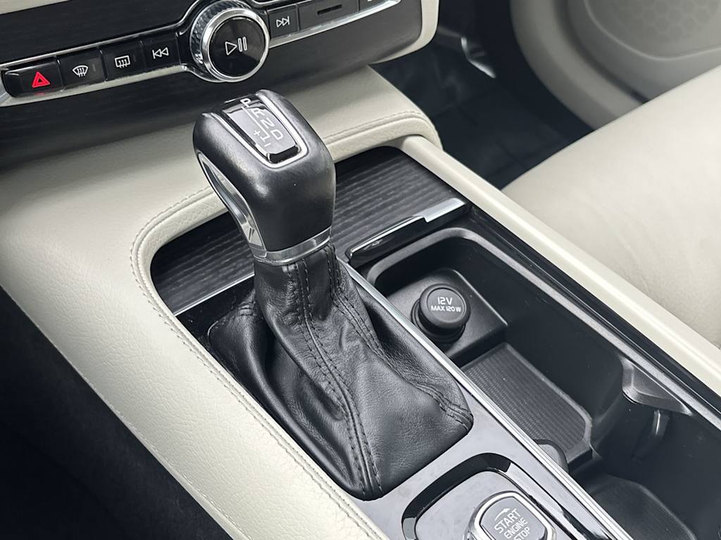 Thumbnail: 2020 Volvo XC90 - 10