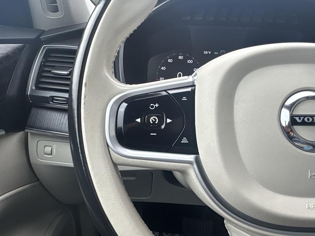 Thumbnail: 2020 Volvo XC90 - 16