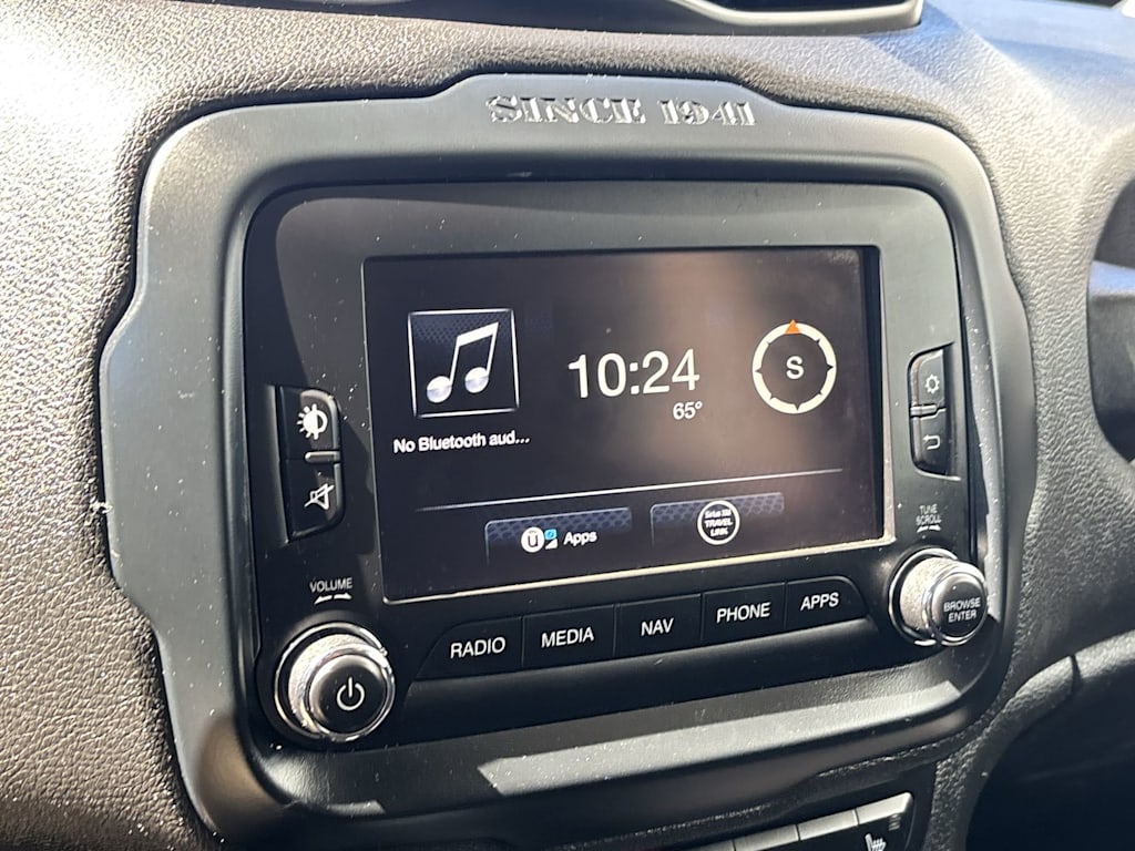 Thumbnail: 2017 Jeep Renegade - 22