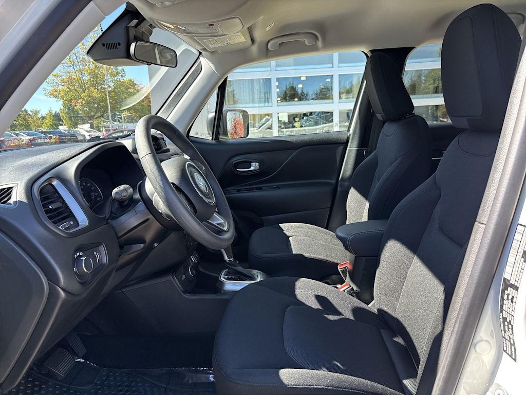 Thumbnail: 2022 Jeep Renegade - 6