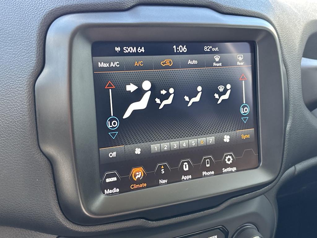Thumbnail: 2022 Jeep Renegade - 19