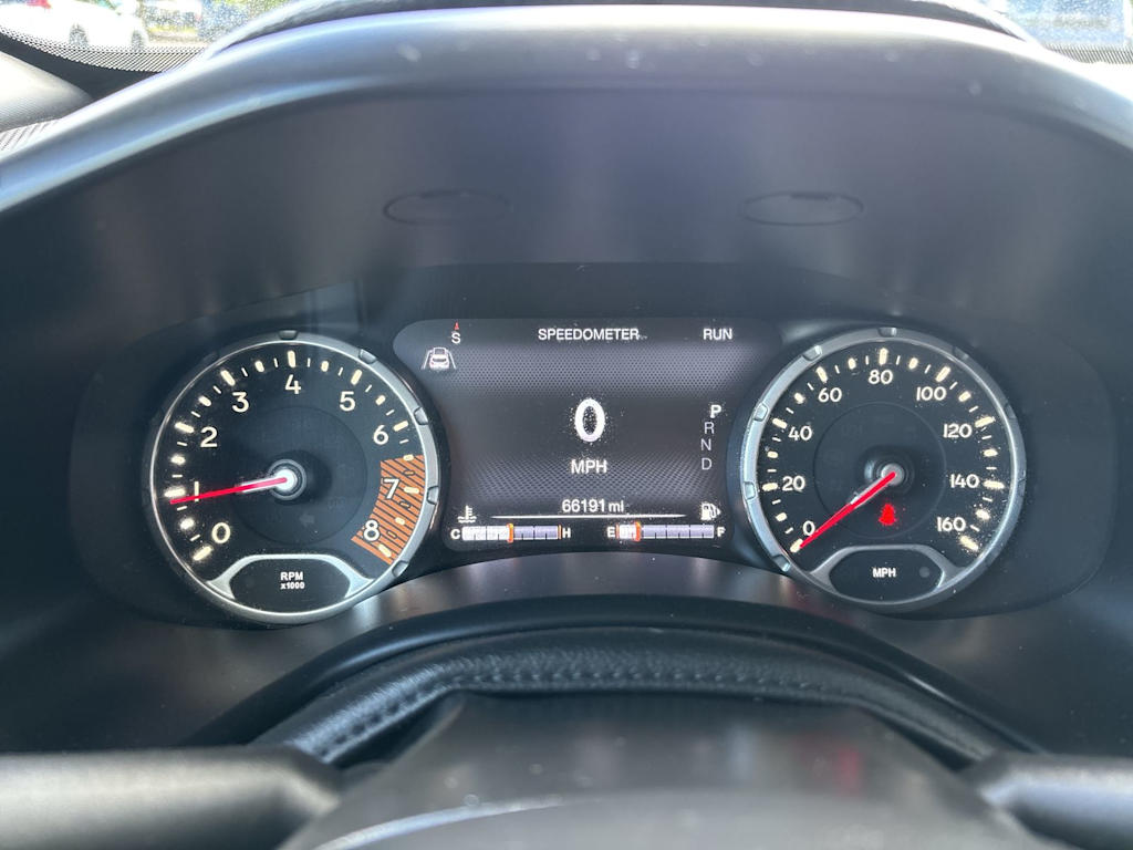 Thumbnail: 2021 Jeep Renegade - 7