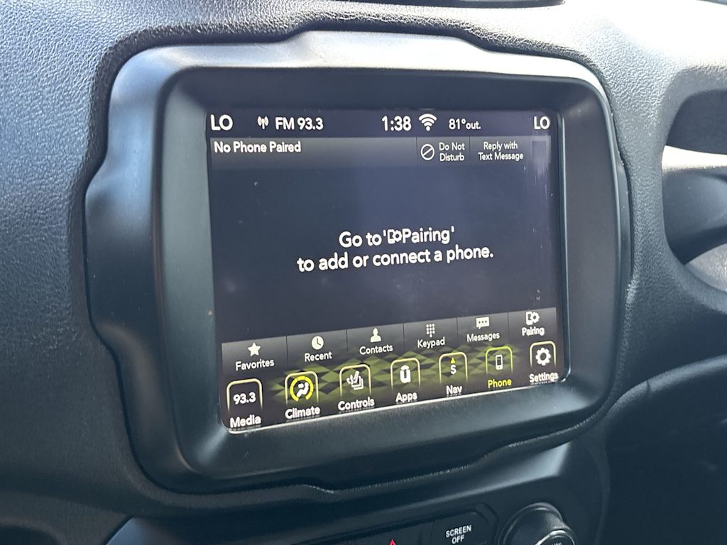Thumbnail: 2021 Jeep Renegade - 22