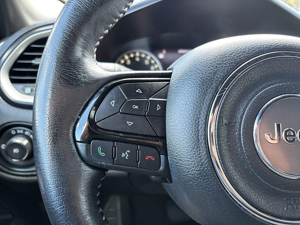 Thumbnail: 2021 Jeep Renegade - 12