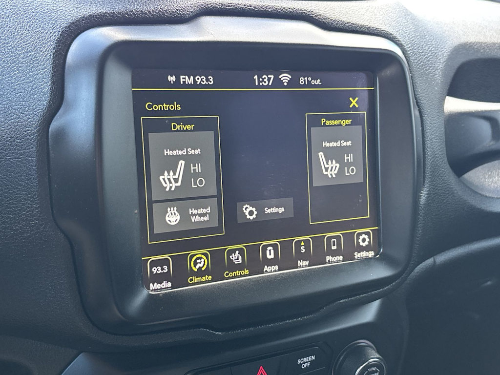 Thumbnail: 2021 Jeep Renegade - 16