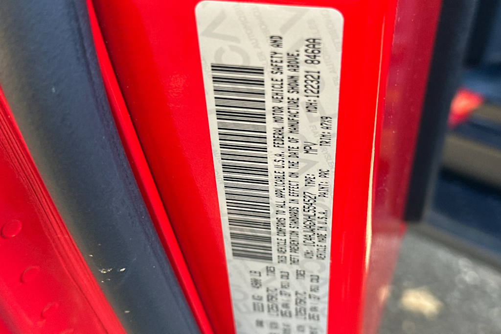 Thumbnail: 2017 Jeep Wrangler - 17