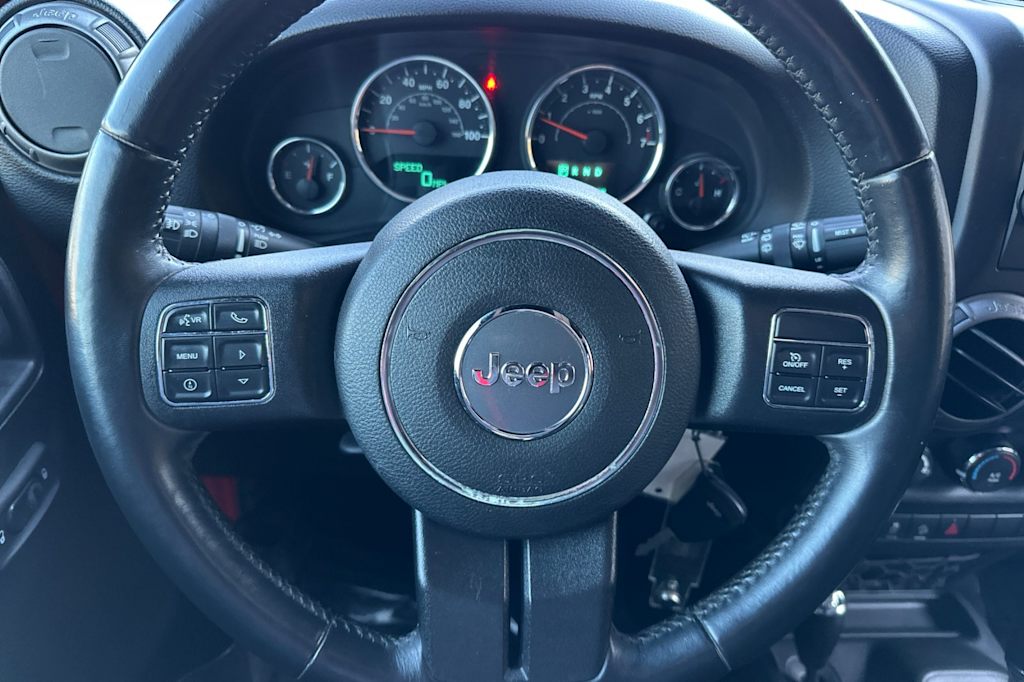 Thumbnail: 2017 Jeep Wrangler - 24