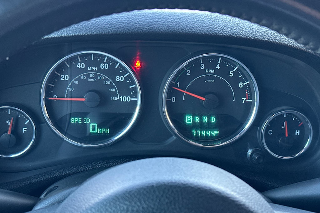 Thumbnail: 2017 Jeep Wrangler - 15