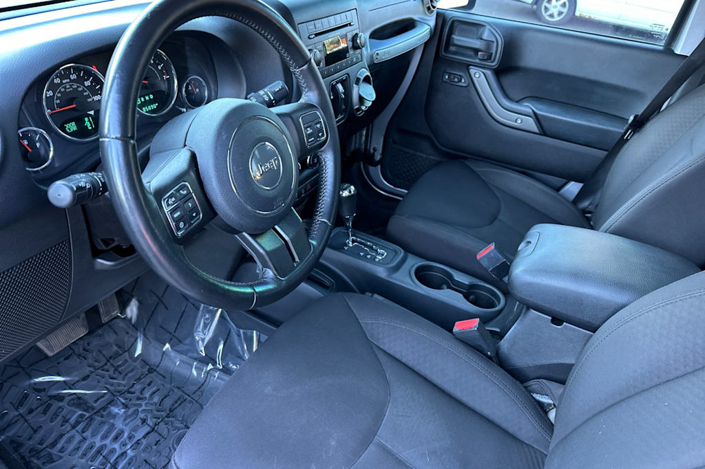 Thumbnail: 2016 Jeep Wrangler - 8