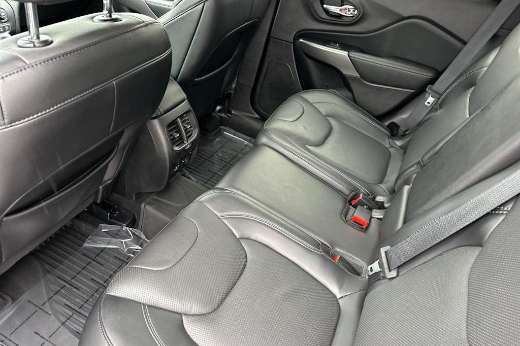 Thumbnail: 2021 Jeep Cherokee - 10