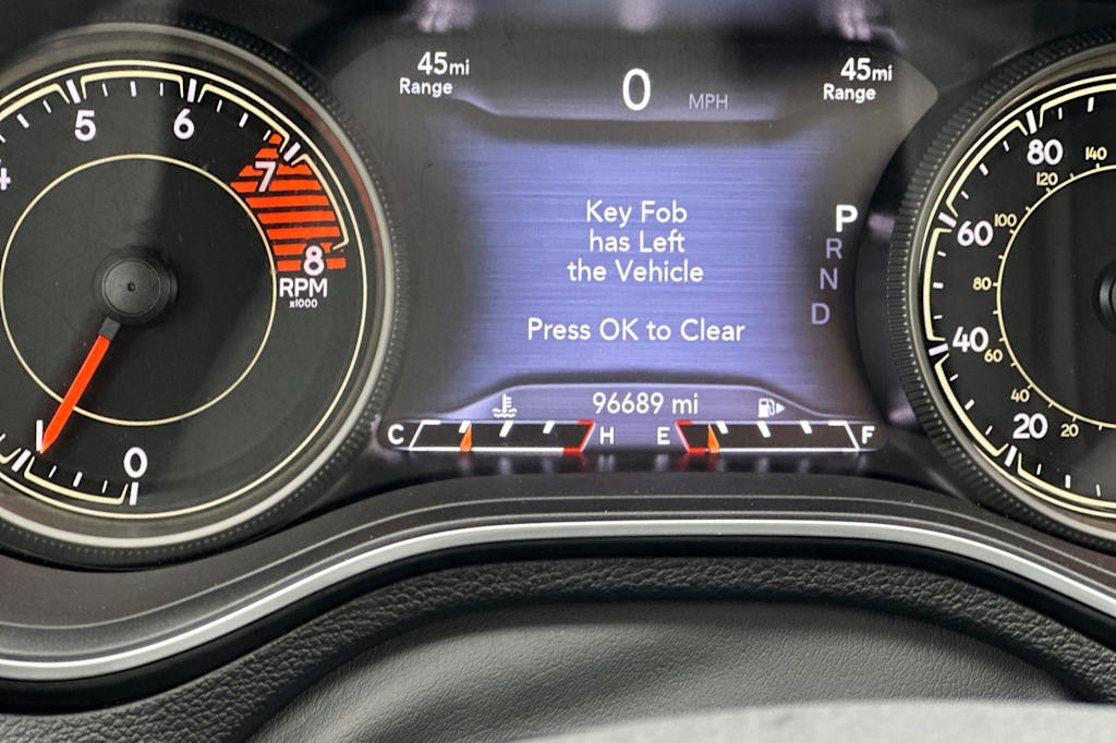 Thumbnail: 2021 Jeep Cherokee - 29