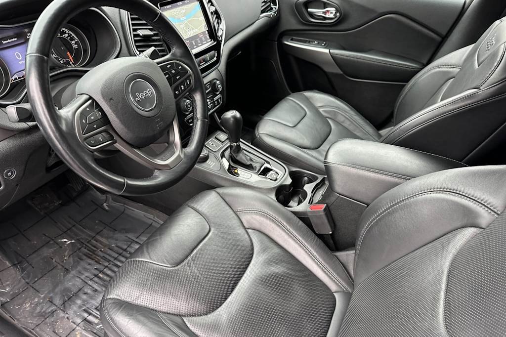 Thumbnail: 2021 Jeep Cherokee - 9