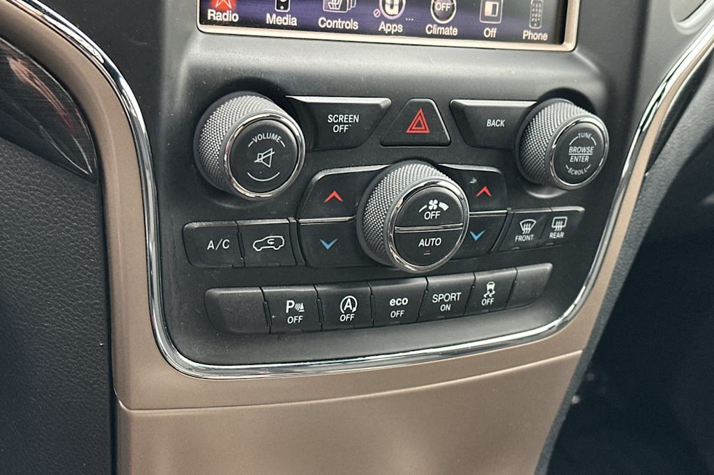 Thumbnail: 2016 Jeep Grand Cherokee - 23