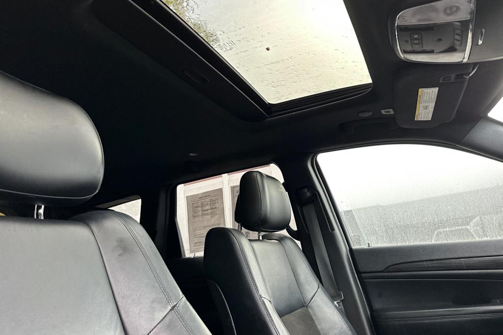 Thumbnail: 2019 Jeep Grand Cherokee - 23