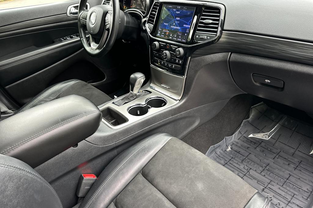 Thumbnail: 2019 Jeep Grand Cherokee - 12