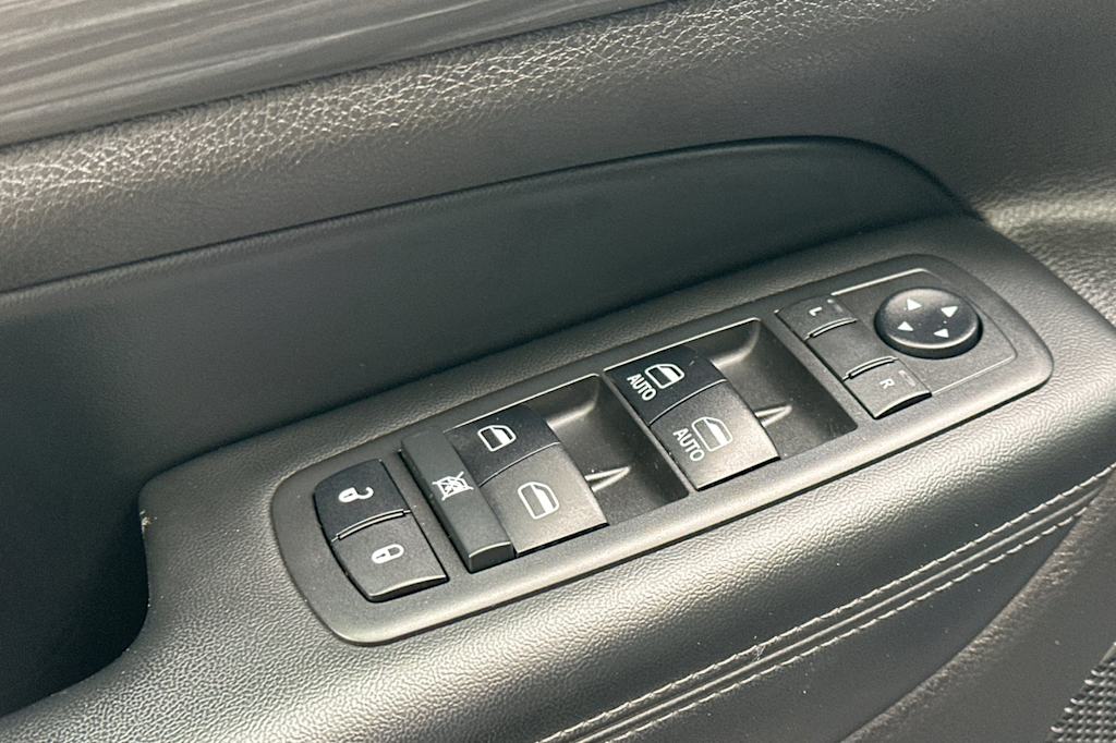 Thumbnail: 2019 Jeep Grand Cherokee - 22