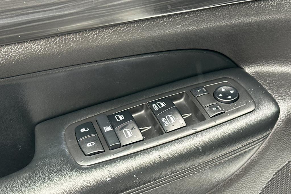 Thumbnail: 2019 Jeep Grand Cherokee - 22