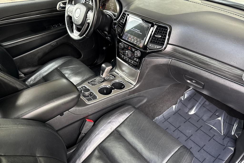 Thumbnail: 2019 Jeep Grand Cherokee - 12