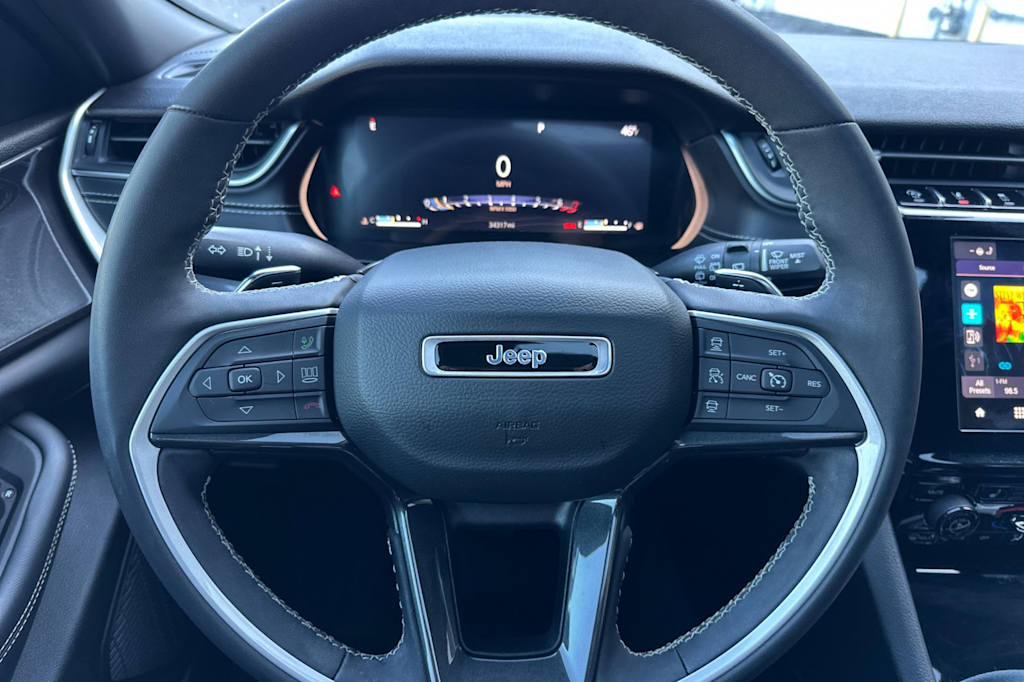 Thumbnail: 2023 Jeep Grand Cherokee L - 13