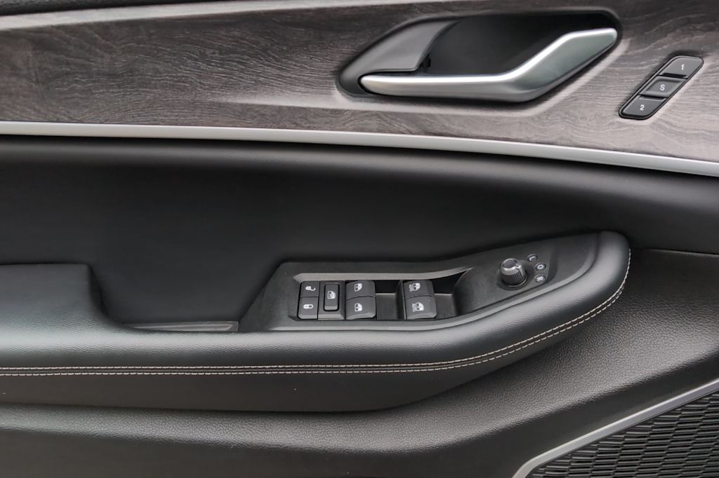 Thumbnail: 2024 Jeep Grand Cherokee - 20