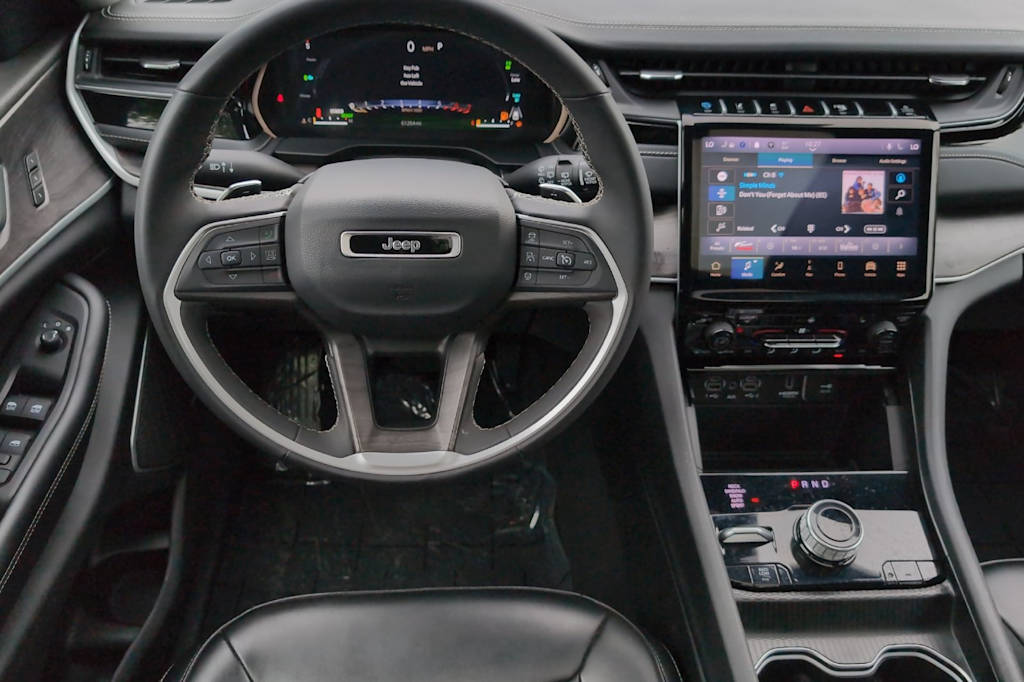 Thumbnail: 2024 Jeep Grand Cherokee - 8