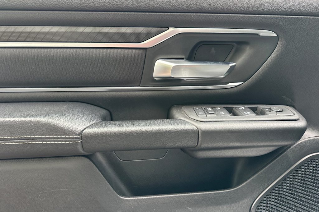 Thumbnail: 2025 RAM 1500 - 20