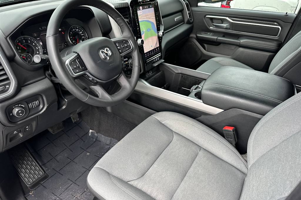 Thumbnail: 2025 RAM 1500 - 9