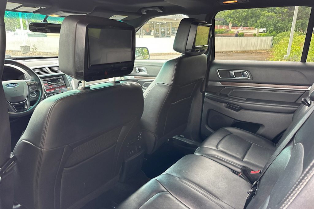 Thumbnail: 2016 Ford Explorer - 24
