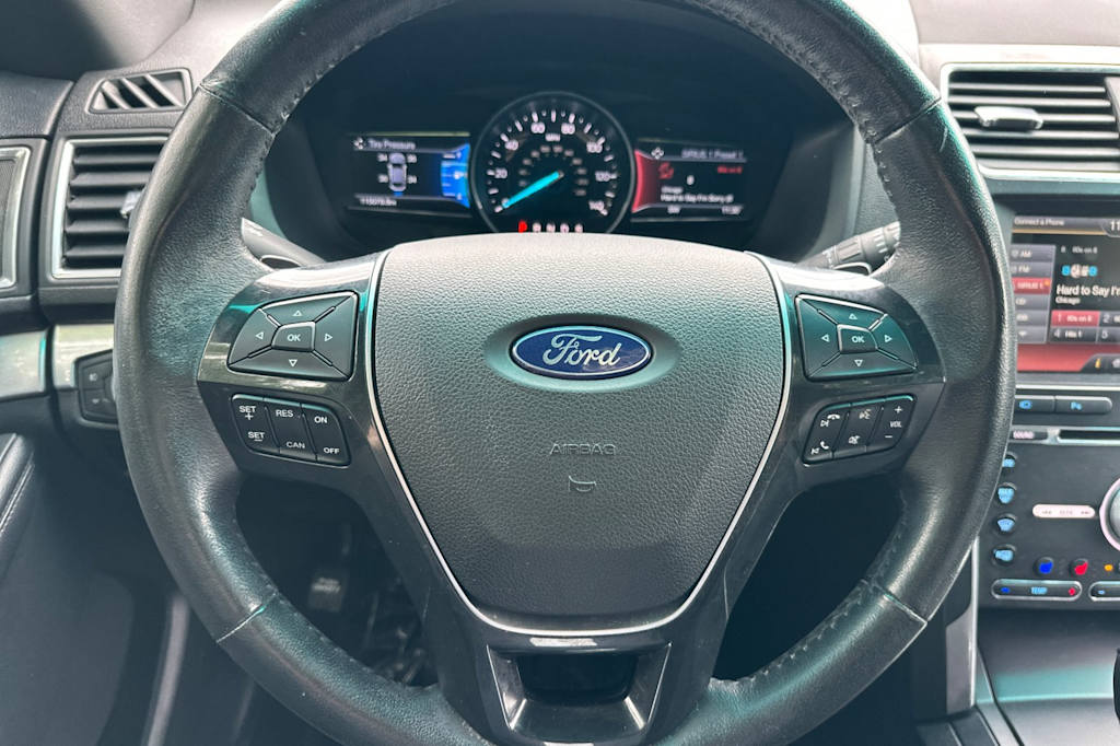 Thumbnail: 2016 Ford Explorer - 29