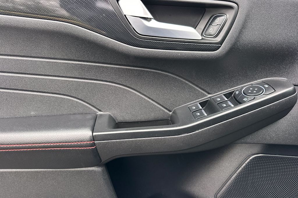 Thumbnail: 2025 Ford Escape - 21