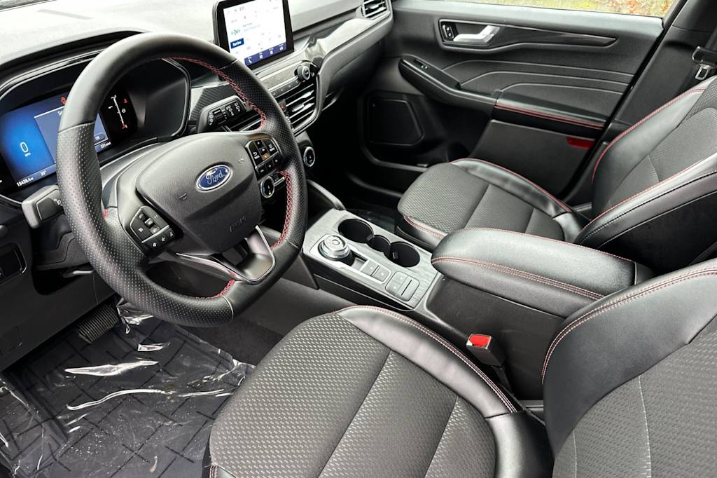 Thumbnail: 2025 Ford Escape - 9